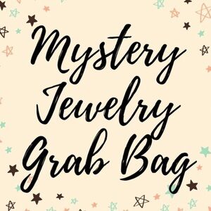 Beautiful grab bag full of jewelry up to 20 to 15 pieces